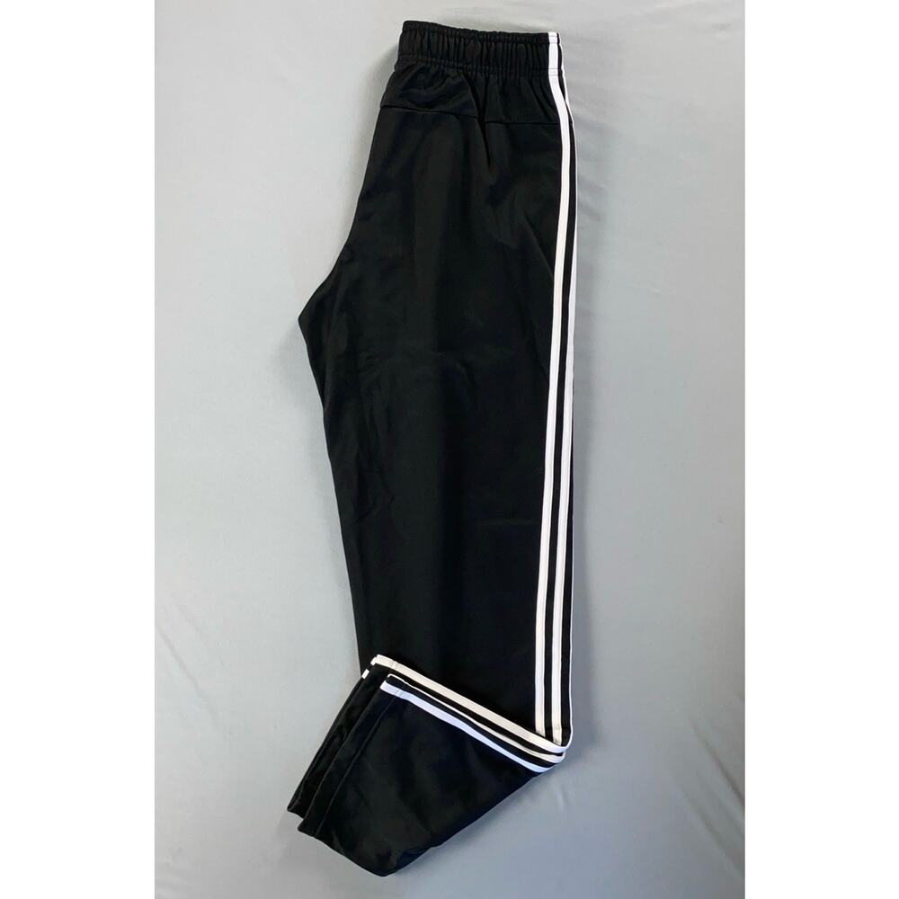Adidas Regular Fit Straight Leg Pull On Athletic Pants. Black, 3-Stripe. Men's M